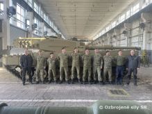 Kurz dielenskch pecialistov Leopard 2A4